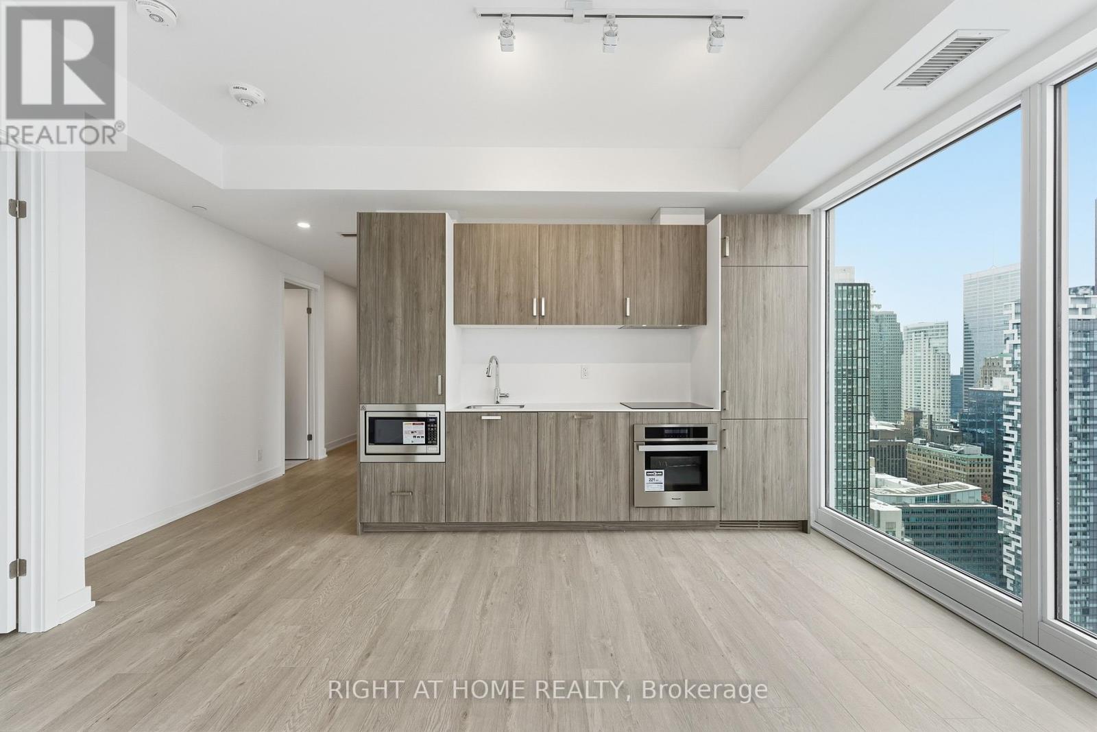 4711 - 88 Queen Street E, Toronto, Ontario  M5C 0B6 - Photo 19 - C12758578