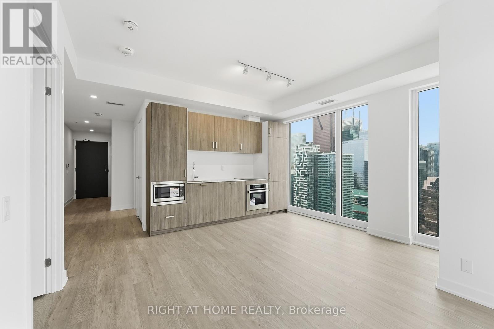 4711 - 88 Queen Street E, Toronto, Ontario  M5C 0B6 - Photo 16 - C12758578