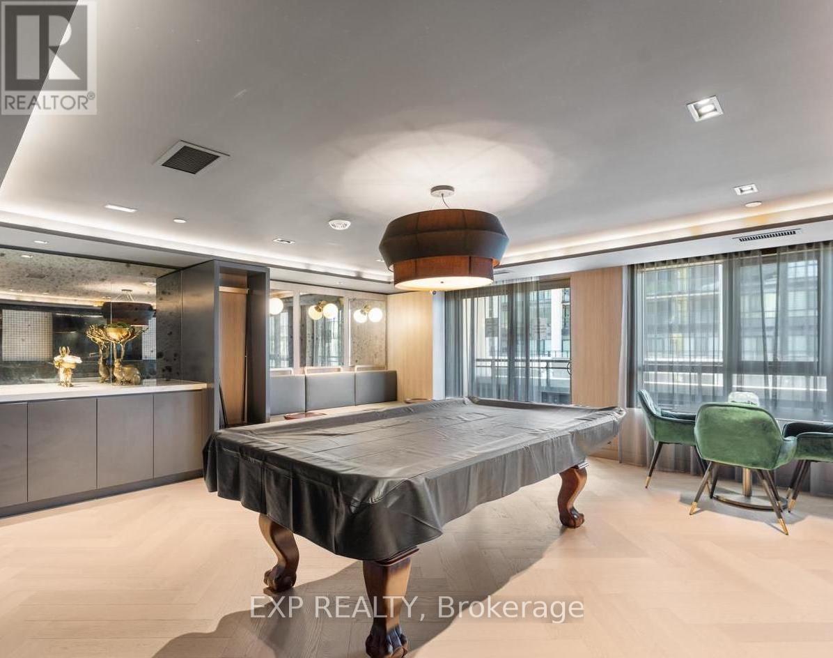 628 - 395 Dundas Street W, Oakville, Ontario  L6M 5R8 - Photo 10 - W12756936