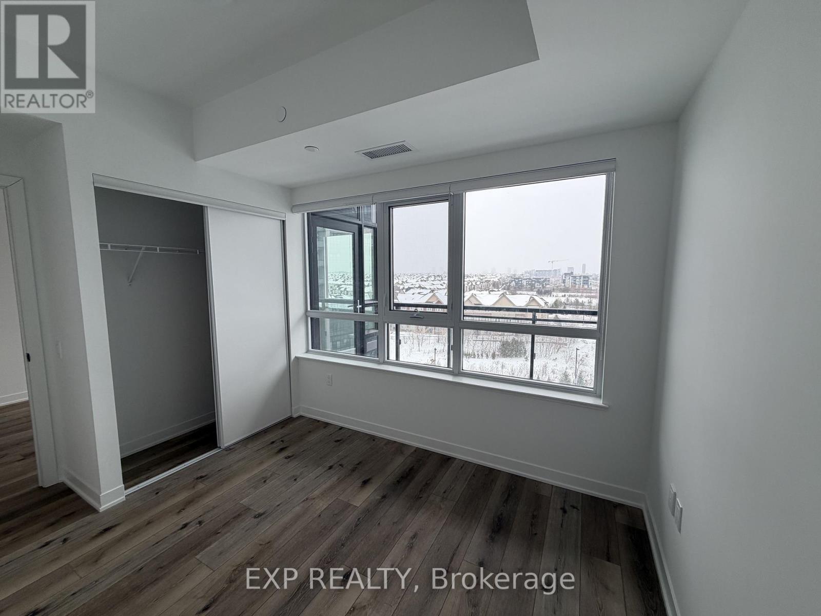 628 - 395 Dundas Street W, Oakville, Ontario  L6M 5R8 - Photo 8 - W12756936