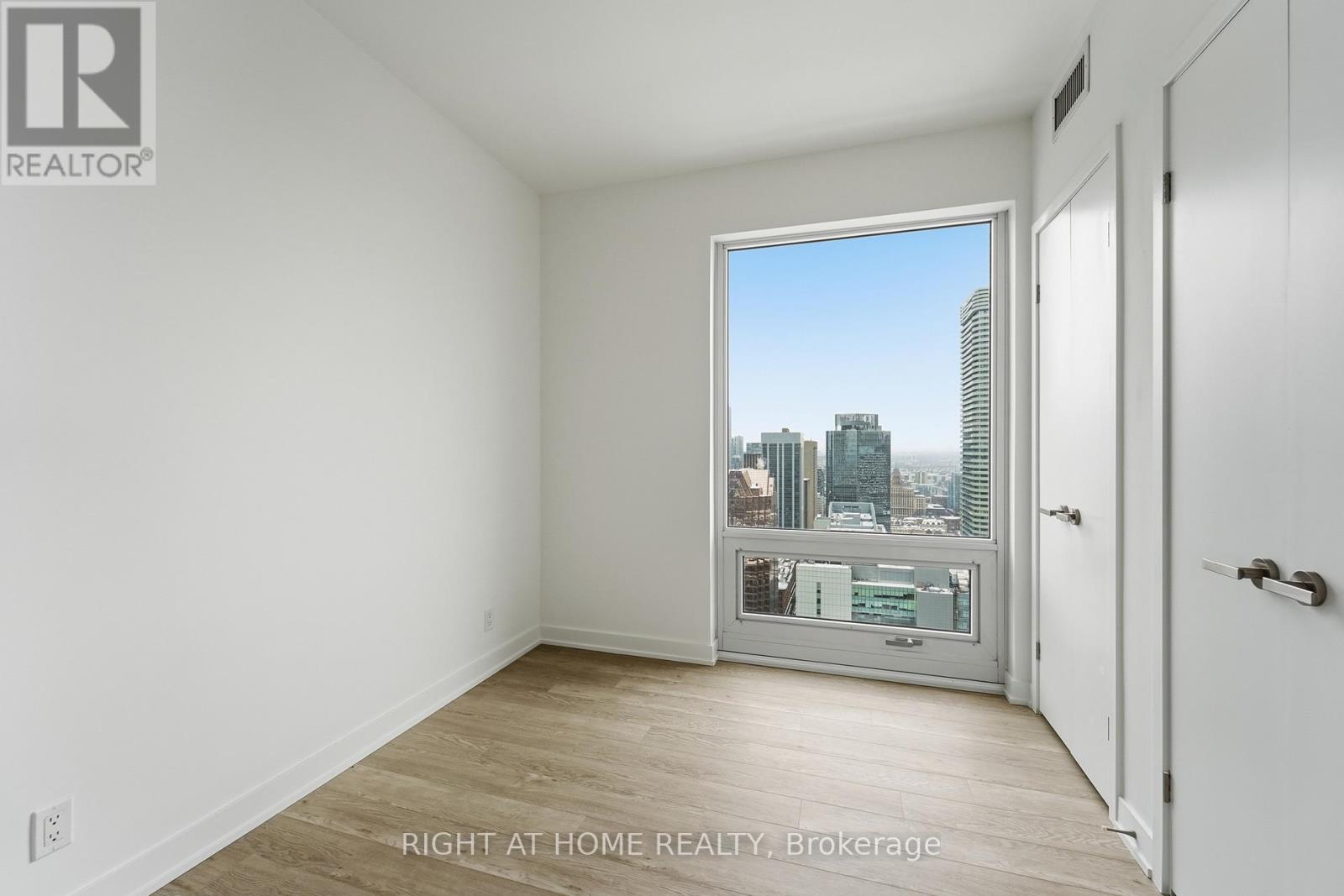 4711 - 88 Queen Street E, Toronto, Ontario  M5C 0B6 - Photo 11 - C12758578