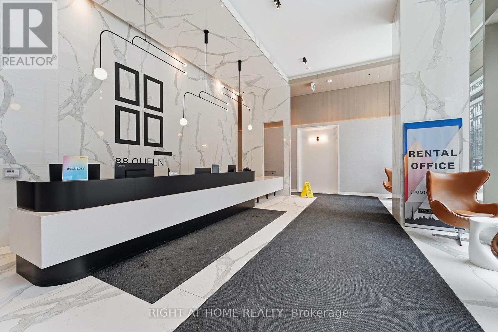 4711 - 88 Queen Street E, Toronto, Ontario  M5C 0B6 - Photo 4 - C12758578