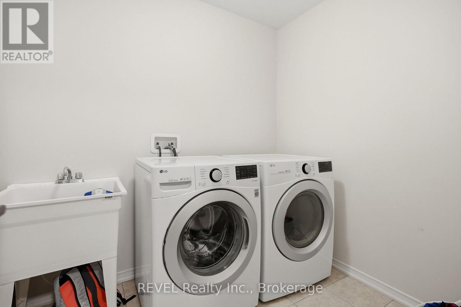 67 Esther Crescent, Thorold (Hurricane/merrittville), Ontario  L3B 0G3 - Photo 19 - X12753160