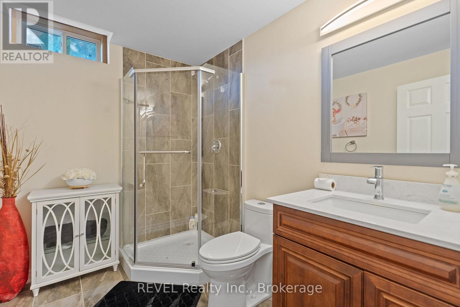 35 Agincourt Crescent, St. Catharines, Ontario  L2S 4B4 - Photo 37 - X12756528