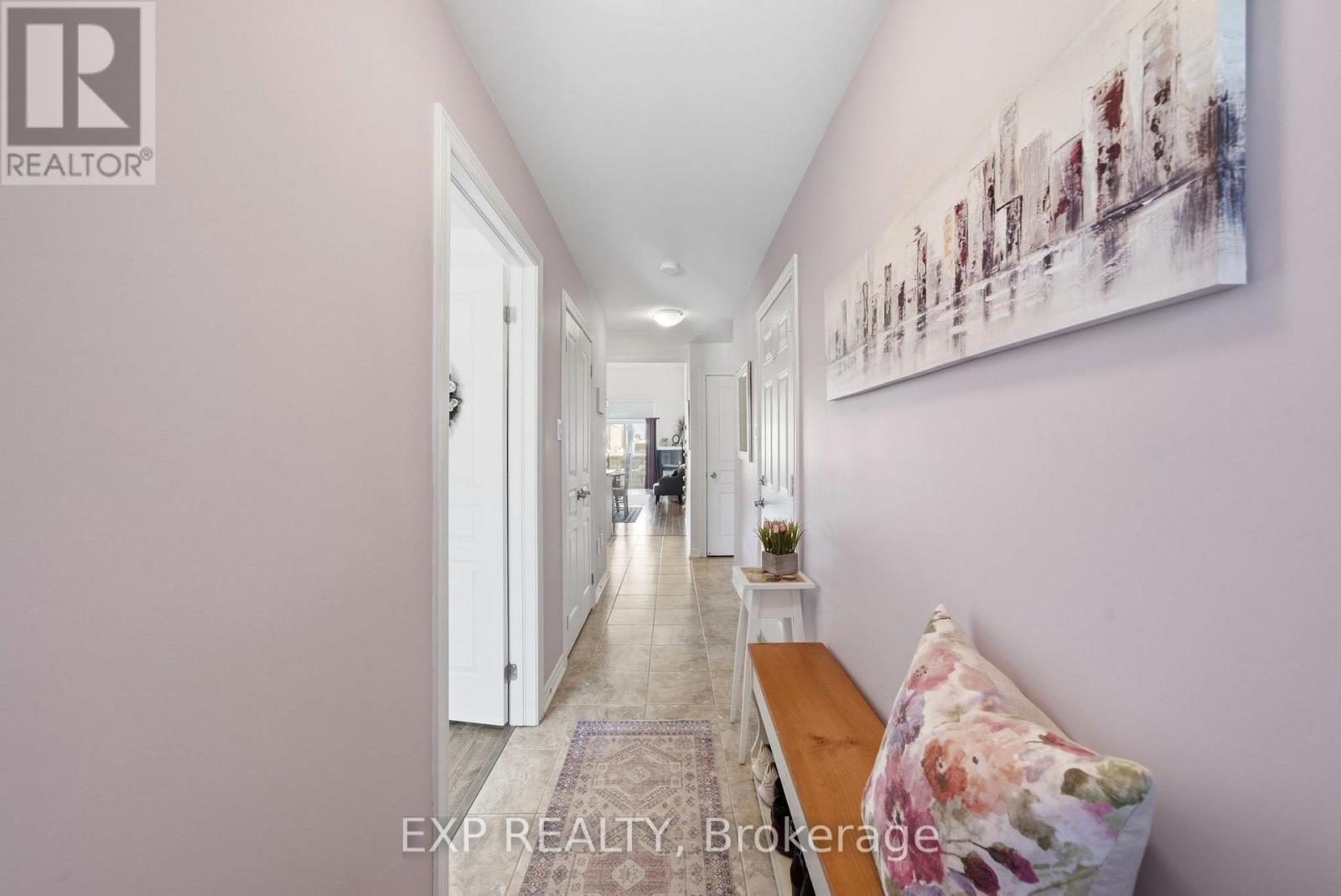 66 Oliver Lane, St. Catharines, Ontario  L2P 0E4 - Photo 3 - X12756832