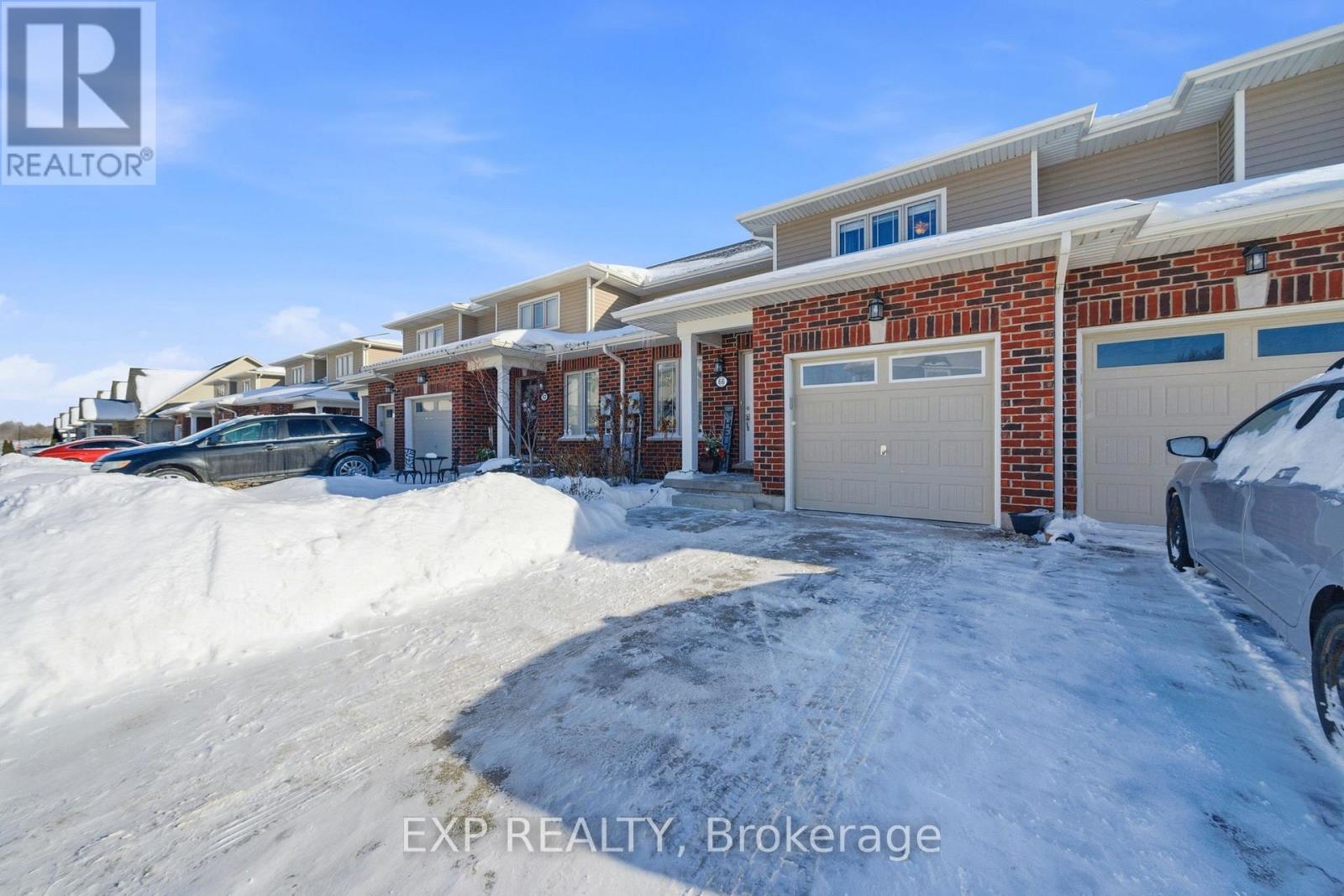 66 Oliver Lane, St. Catharines, Ontario  L2P 0E4 - Photo 2 - X12756832