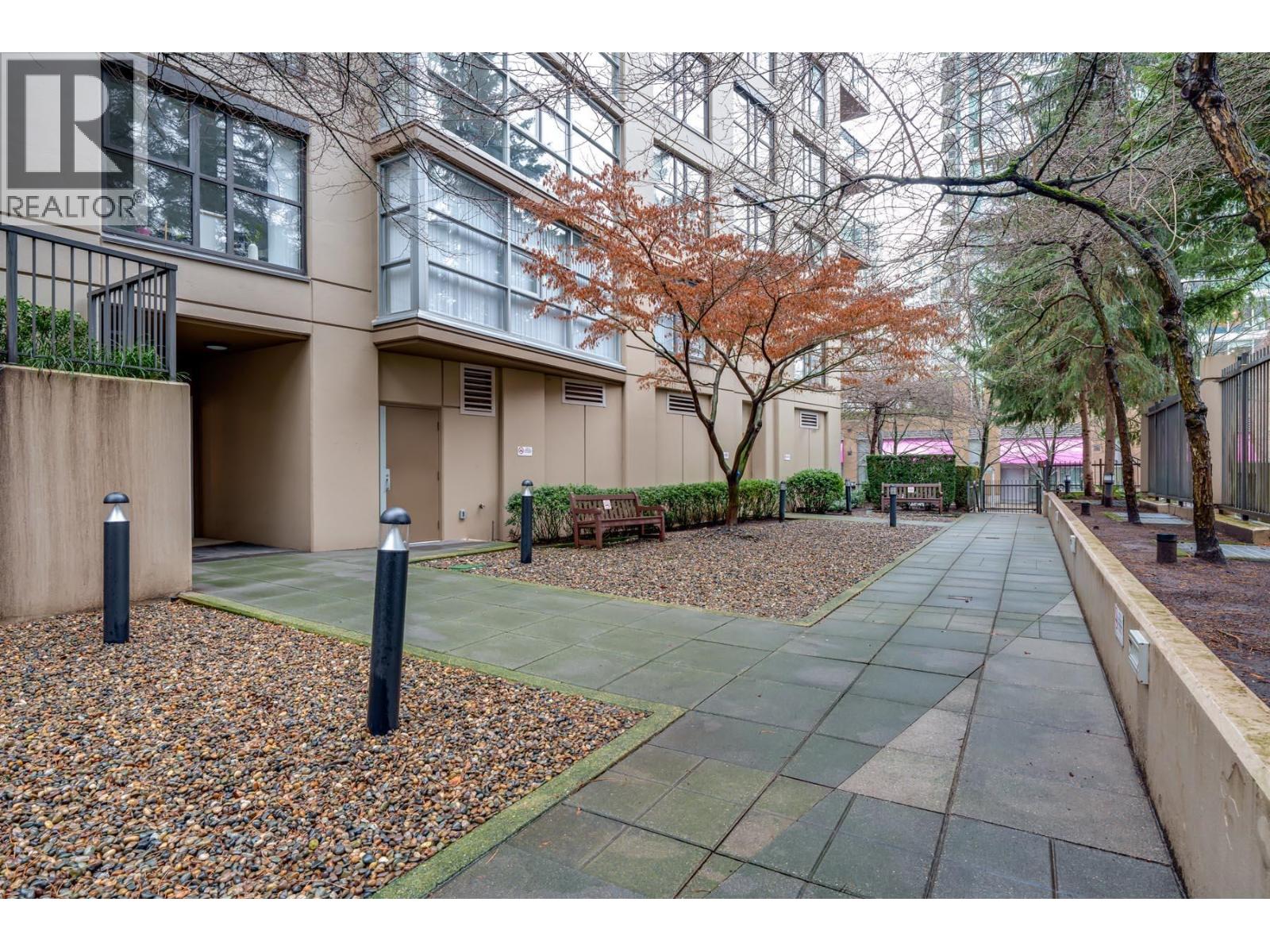 305 989 Beatty Street, Vancouver, British Columbia  V6Z 3C2 - Photo 23 - R3085357