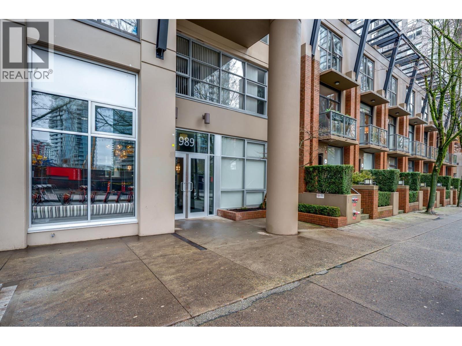 305 989 Beatty Street, Vancouver, British Columbia  V6Z 3C2 - Photo 24 - R3085357