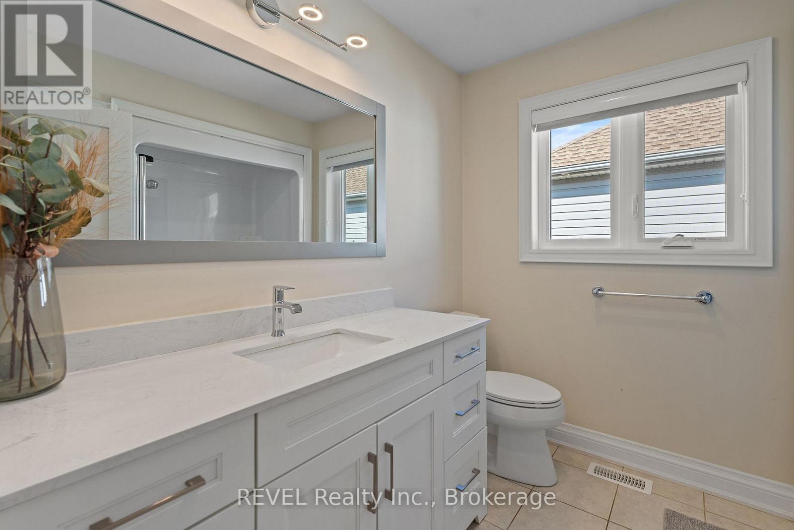 35 Agincourt Crescent, St. Catharines, Ontario  L2S 4B4 - Photo 32 - X12756528