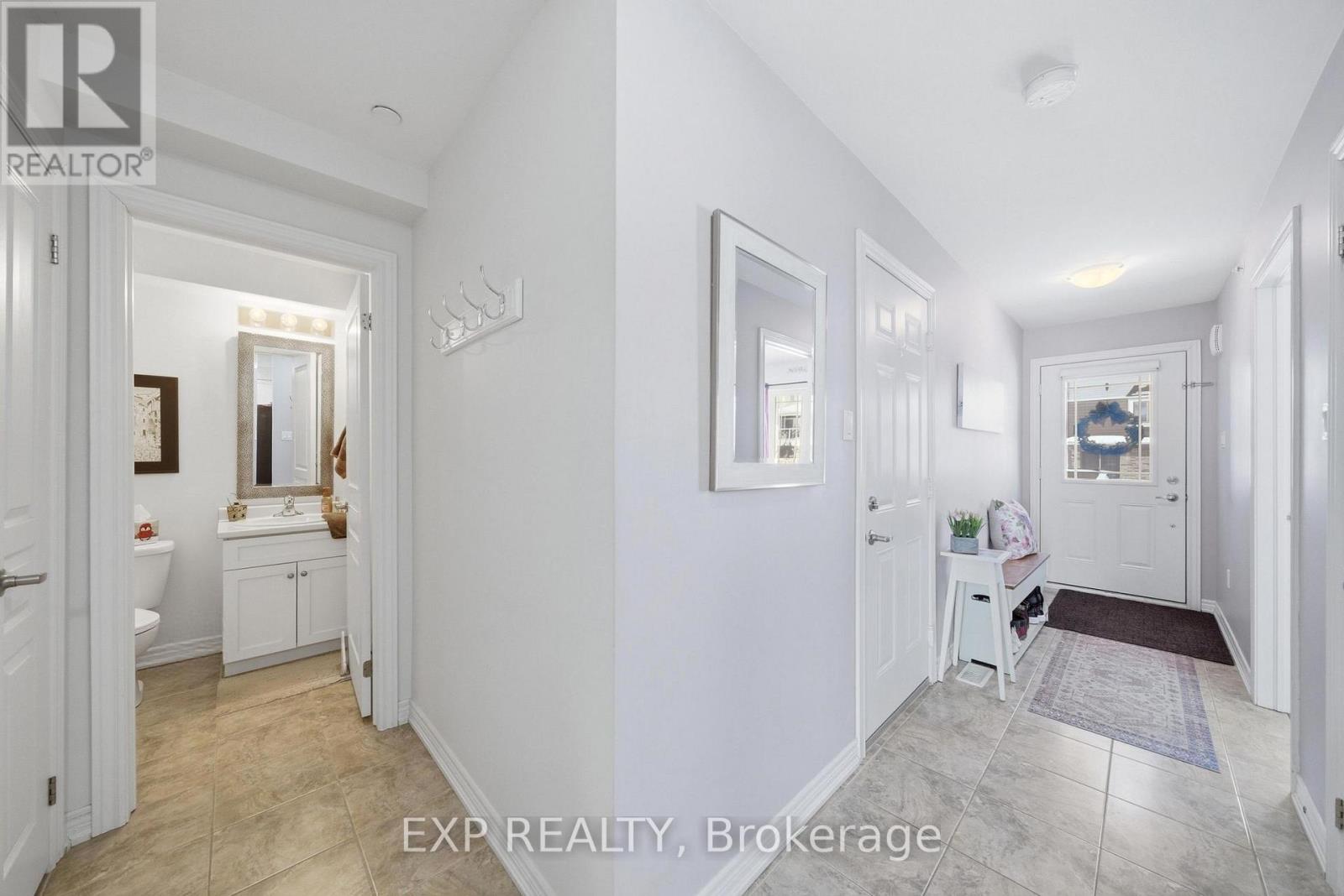 66 Oliver Lane, St. Catharines, Ontario  L2P 0E4 - Photo 4 - X12756832