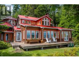 105 ISLAND PARK DRIVE, Galiano Island, British Columbia