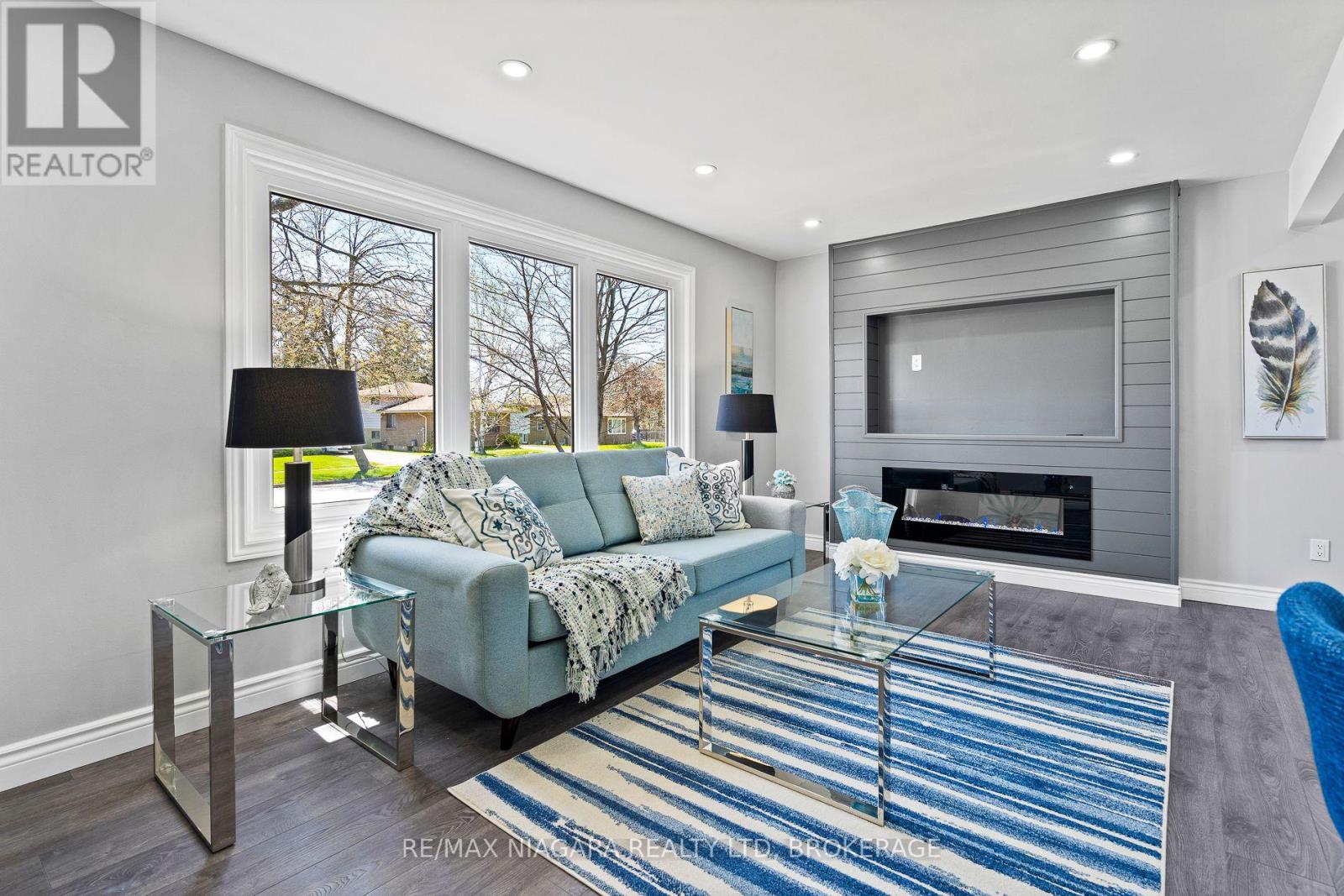 Upper - 8235 Paddock Trail Drive, Niagara Falls (Ascot), Ontario  L2H 1X1 - Photo 2 - X12758220