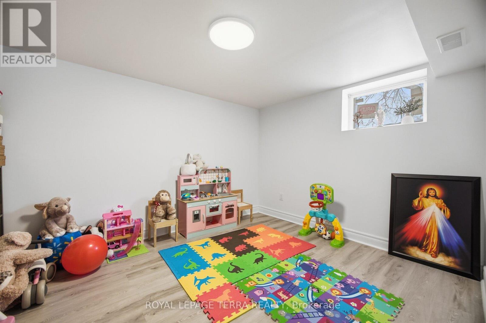 742 Ritson Road S, Oshawa, Ontario  L1H 5L1 - Photo 35 - E12752492