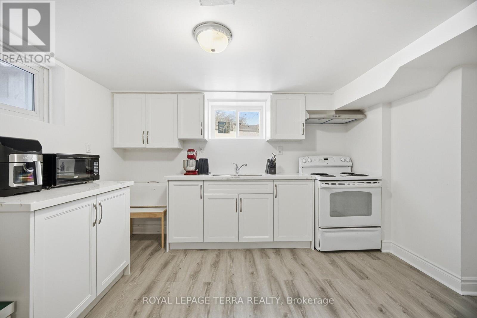 742 Ritson Road S, Oshawa, Ontario  L1H 5L1 - Photo 28 - E12752492