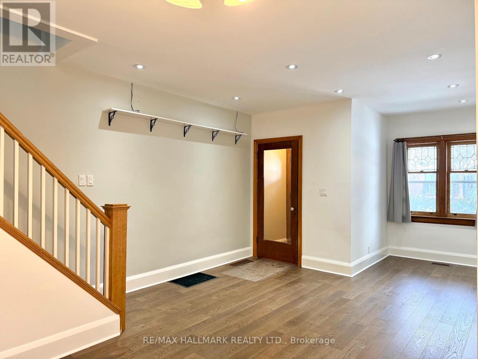 56 Highfield Road, Toronto (Greenwood-Coxwell), Ontario  M4L 2V1 - Photo 8 - E12753958