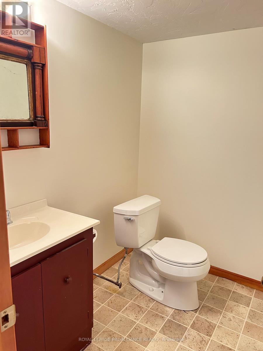 74 Bay Street, Quinte West, Ontario  K8V 1H5 - Photo 27 - X12566748