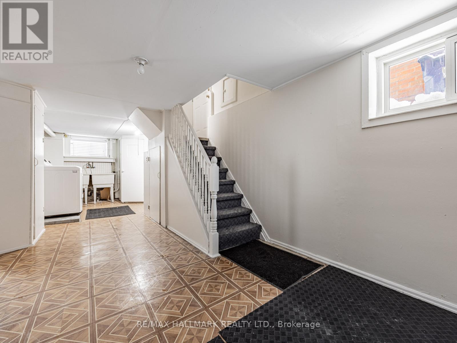 419 Mortimer Avenue, Toronto, Ontario  M4J 2E8 - Photo 27 - E12757794
