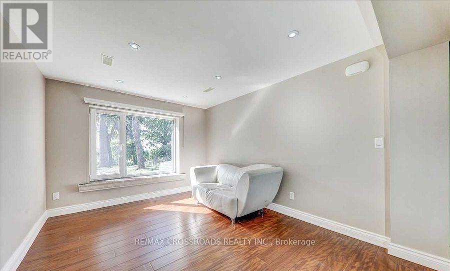 (Main Floor Nanny Suite) - 9 Redland Crescent E, Toronto, Ontario  M1M 1B7 - Photo 10 - E12758914