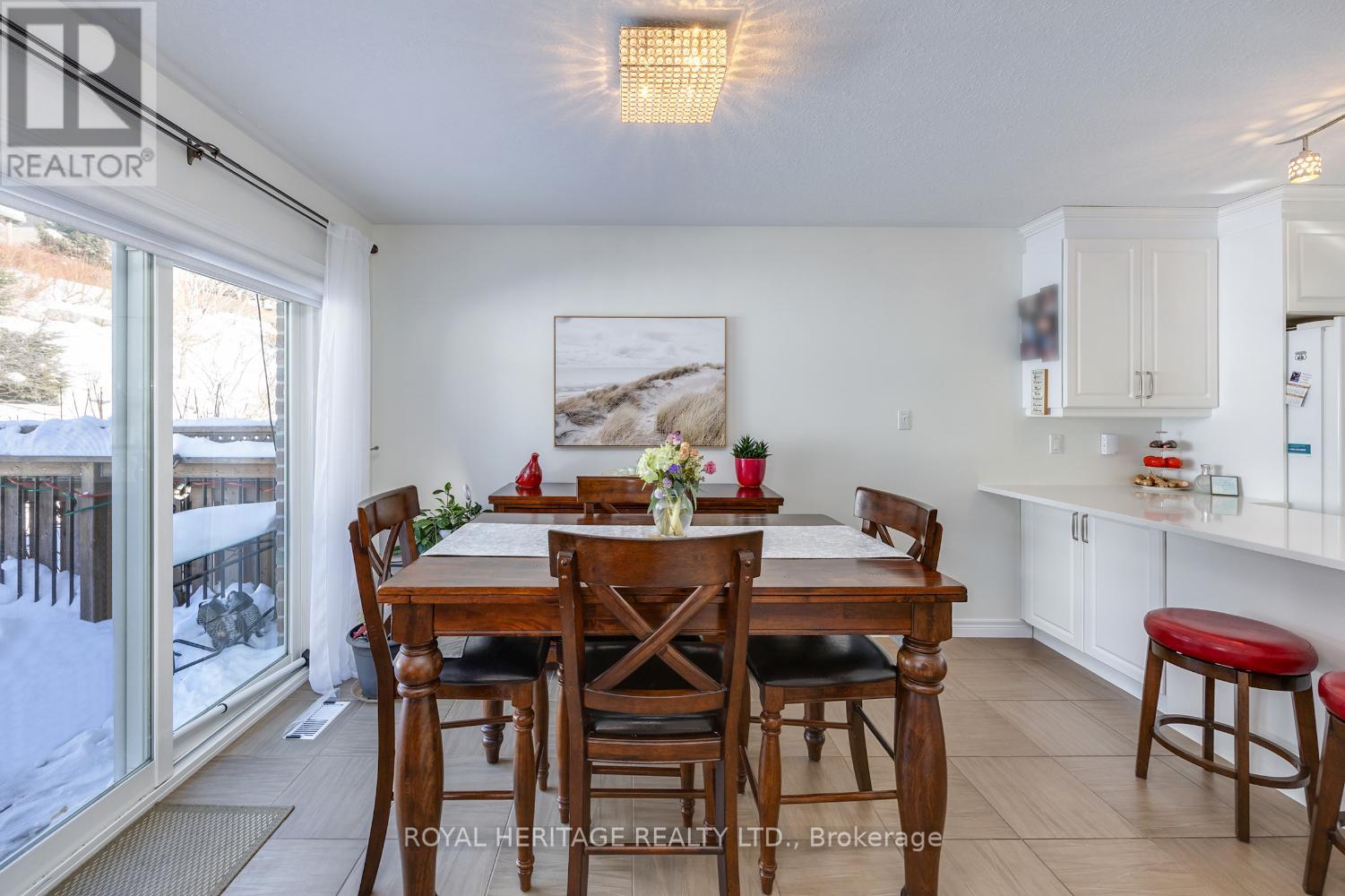 162 - 301 Carnegie Avenue, Peterborough (Northcrest Ward 5), Ontario  K9L 1G9 - Photo 18 - X12754588