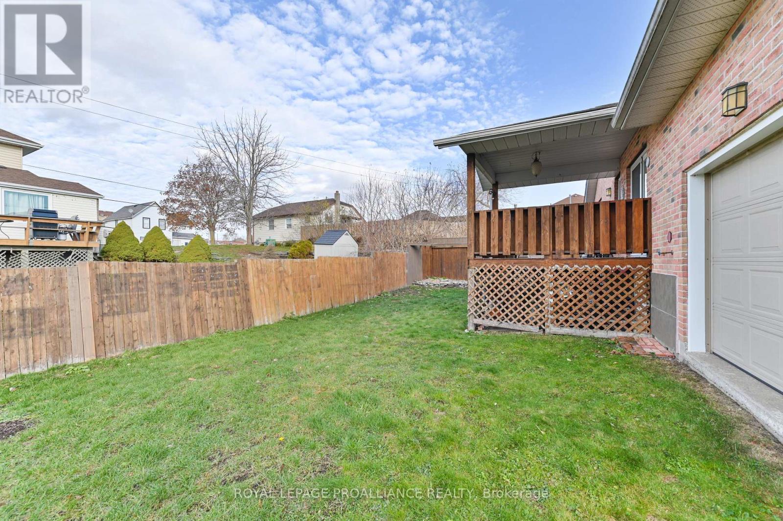 74 Bay Street, Quinte West, Ontario  K8V 1H5 - Photo 36 - X12566748