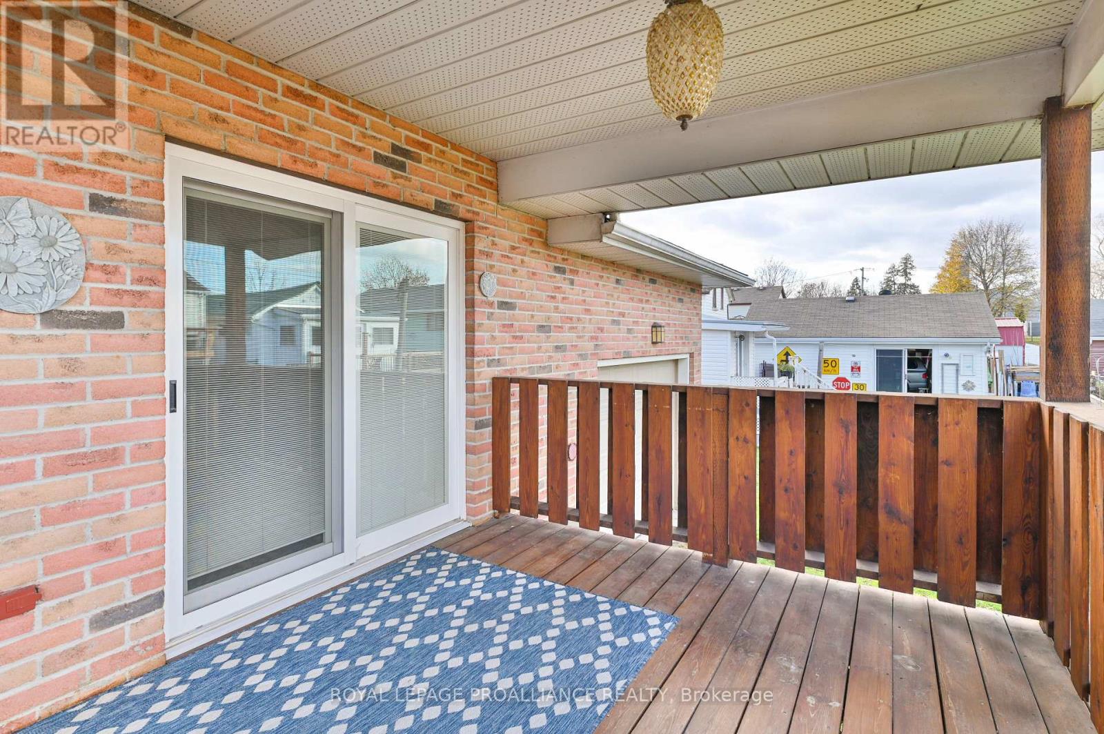 74 Bay Street, Quinte West, Ontario  K8V 1H5 - Photo 32 - X12566748