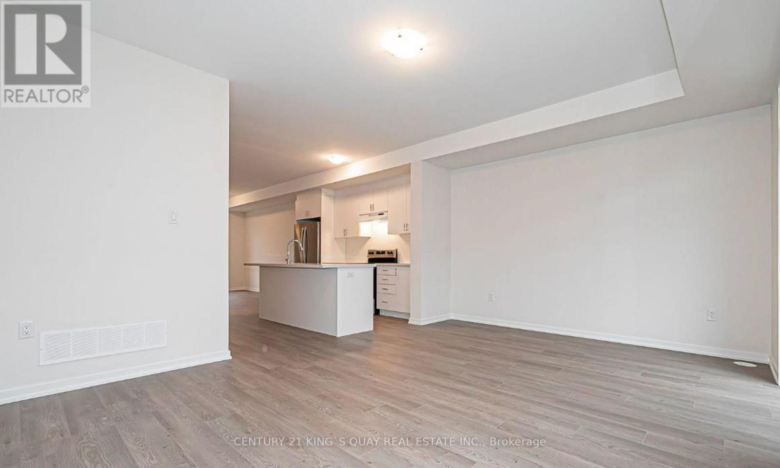 5 Rattenbury Road, Vaughan, Ontario  L6A 5C5 - Photo 3 - N12725994