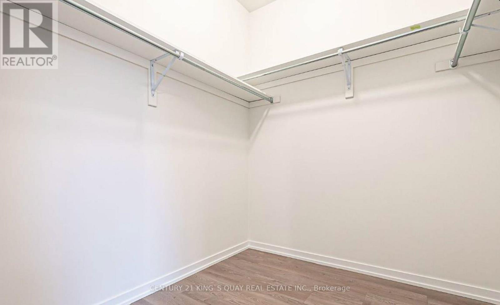 5 Rattenbury Road, Vaughan, Ontario  L6A 5C5 - Photo 4 - N12725994