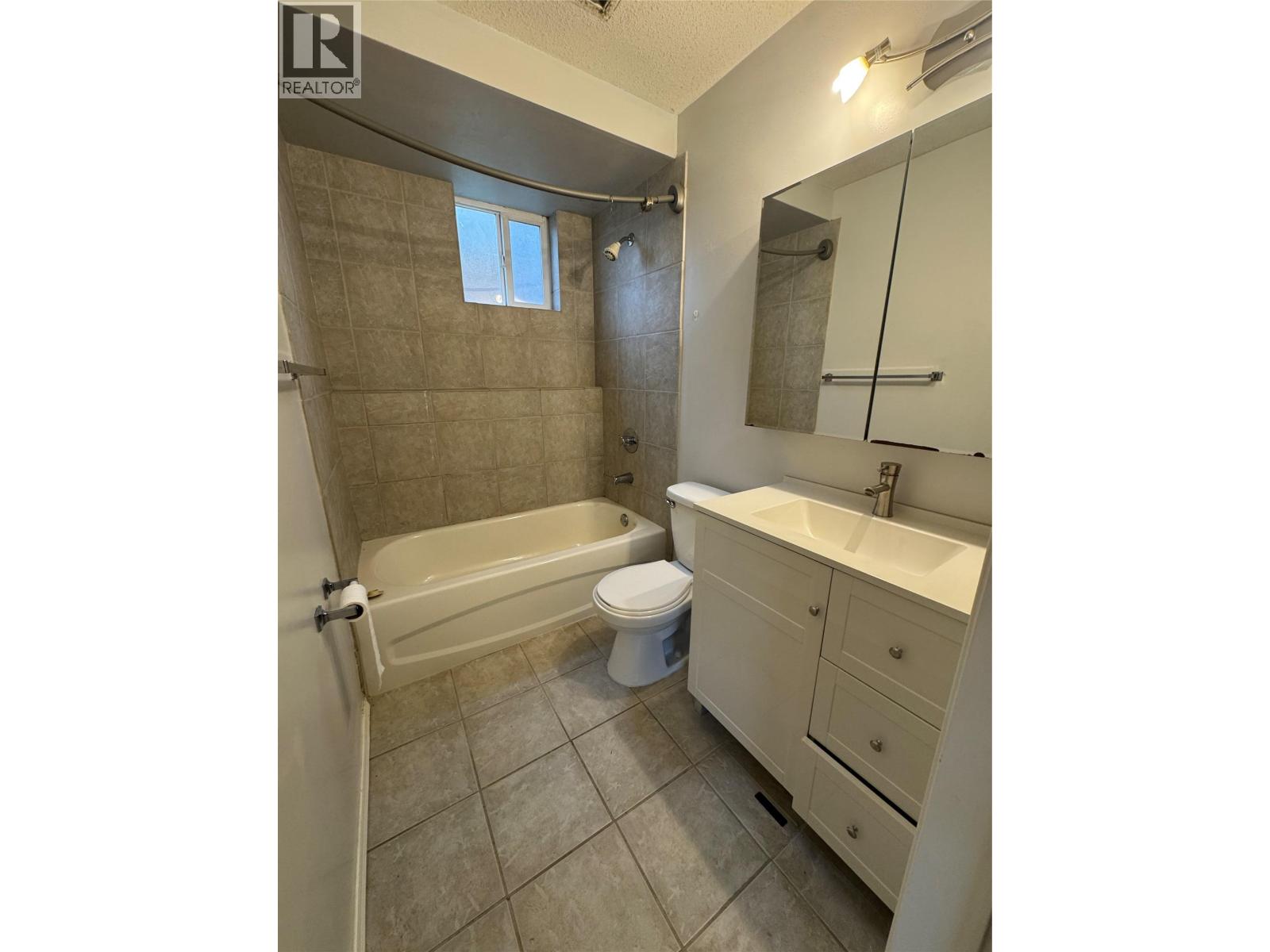 1025 Laurier Avenue, Kelowna, British Columbia  V1Y 6B2 - Photo 13 - 10374484