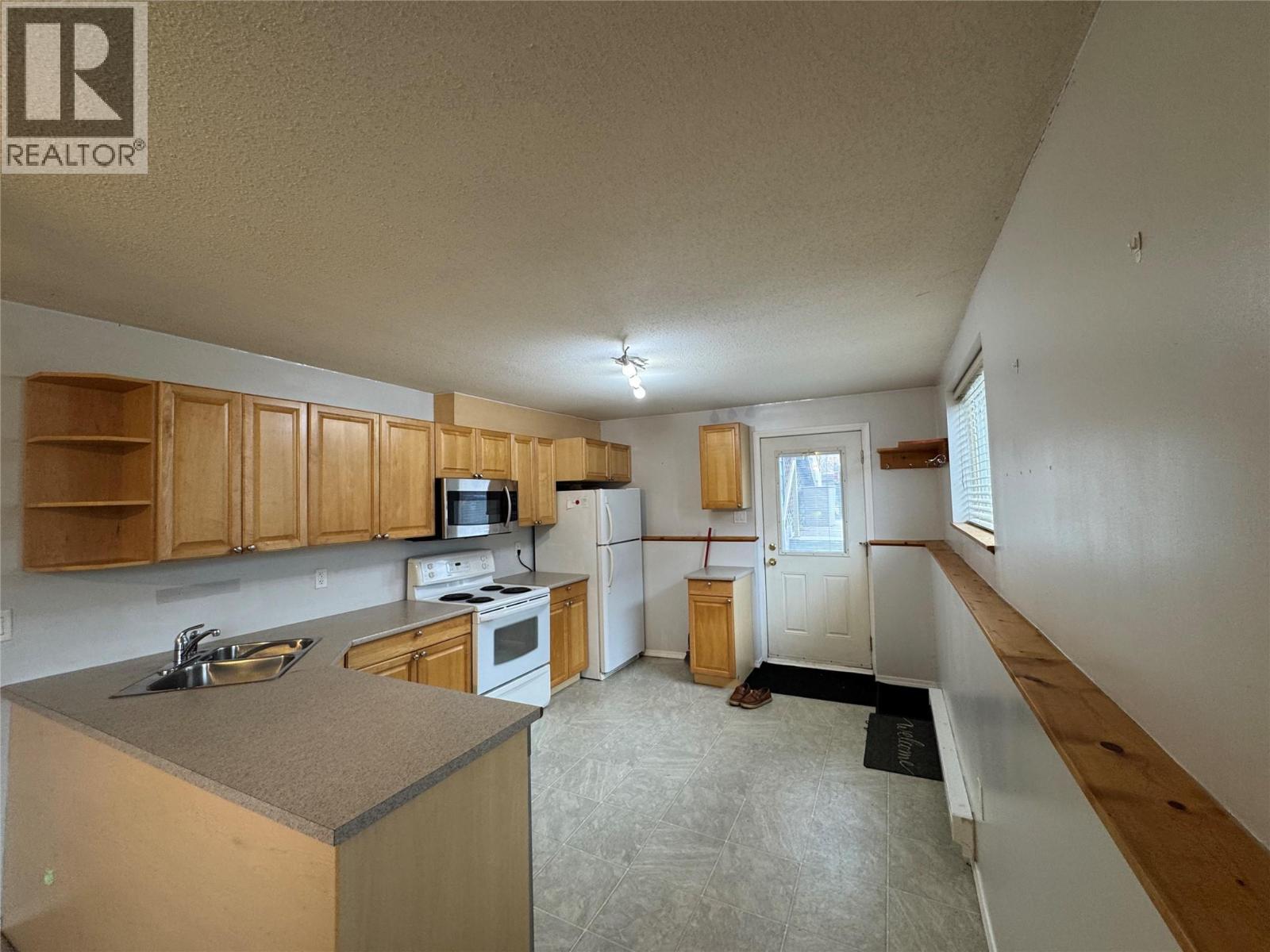 1025 Laurier Avenue, Kelowna, British Columbia  V1Y 6B2 - Photo 19 - 10374484