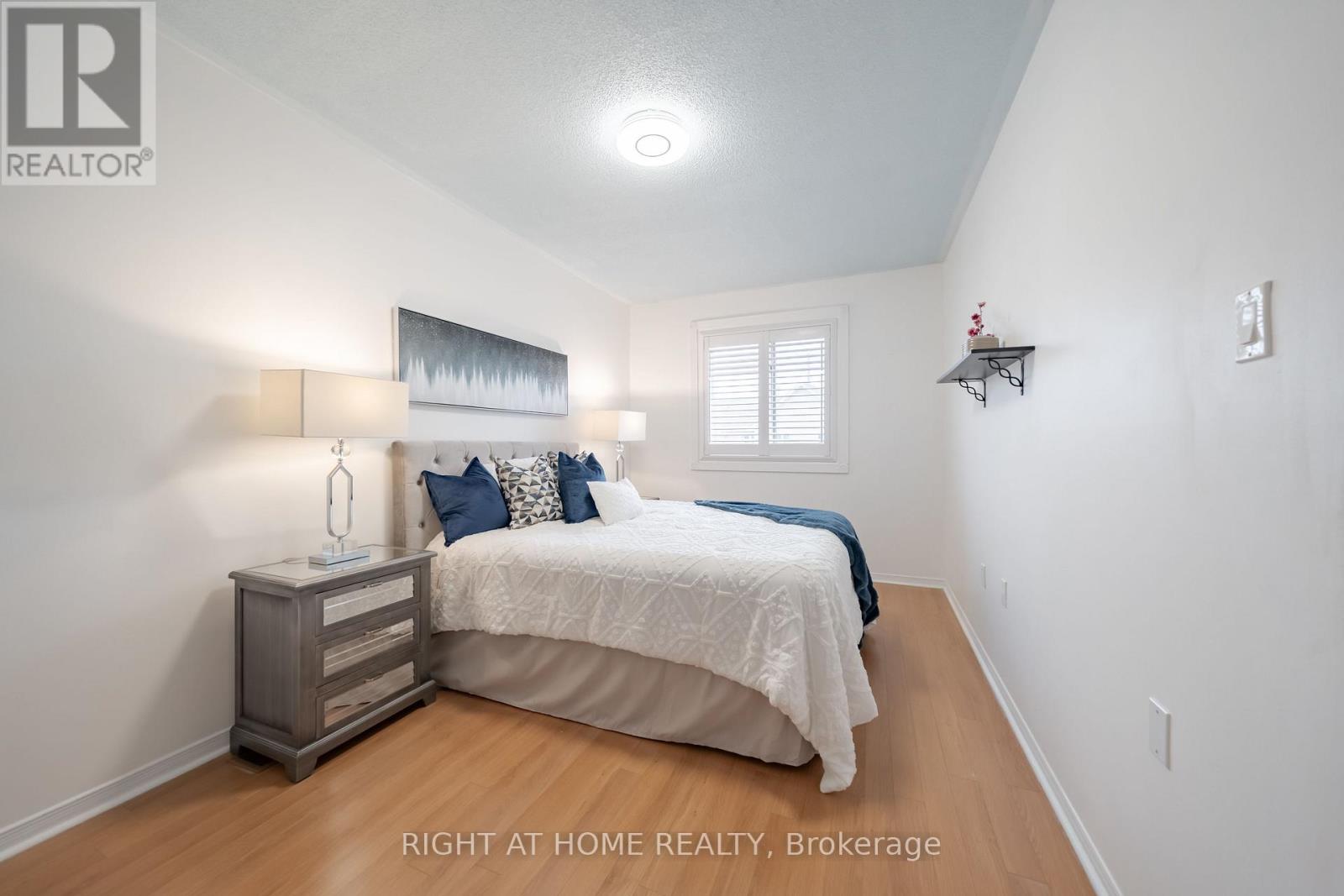 21 - 370 Riddell Court, Newmarket, Ontario  L3Y 8M8 - Photo 19 - N12677304