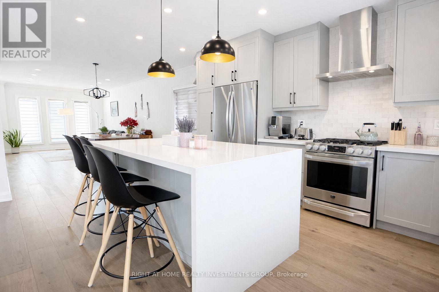 148 Avdell Avenue, Vaughan (Islington Woods), Ontario  L4H 1H3 - Photo 7 - N12753690