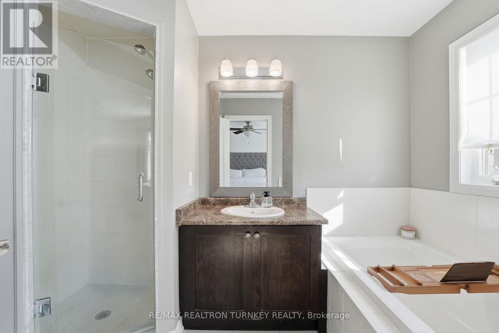 86 Donald Stewart Crescent, East Gwillimbury, Ontario  L0G 1M0 - Photo 14 - N12753692