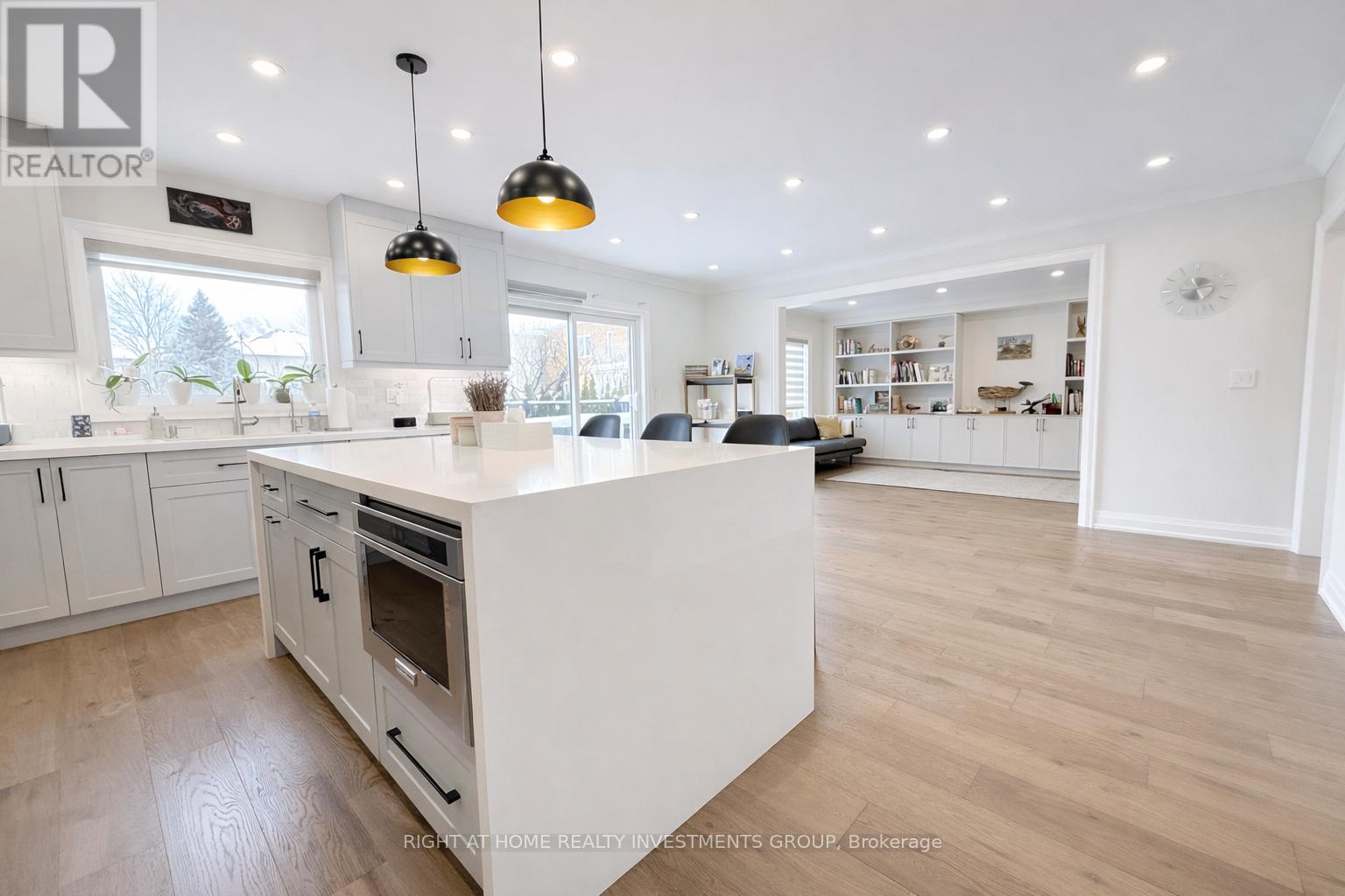 148 Avdell Avenue, Vaughan (Islington Woods), Ontario  L4H 1H3 - Photo 8 - N12753690