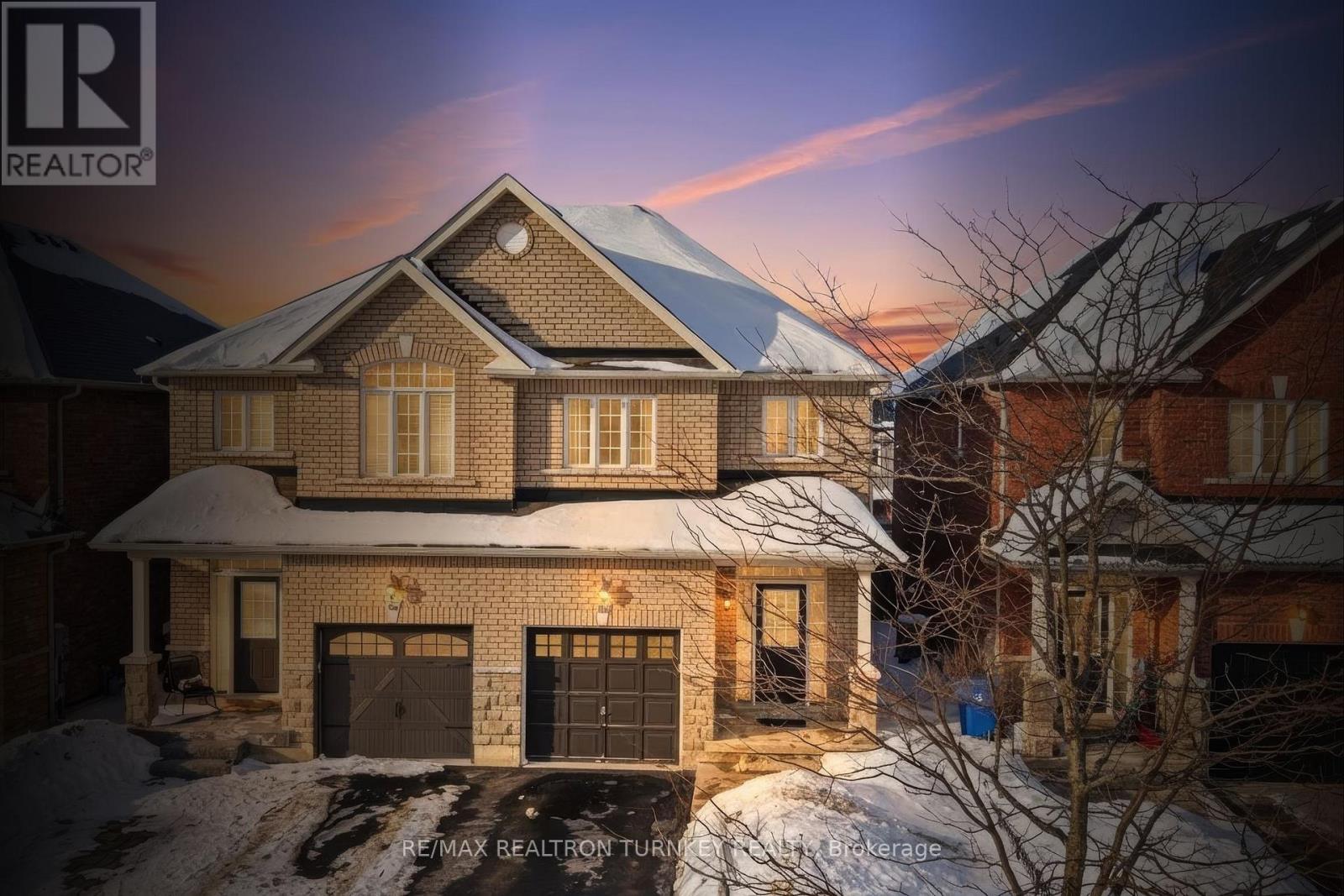 86 Donald Stewart Crescent, East Gwillimbury, Ontario  L0G 1M0 - Photo 1 - N12753692