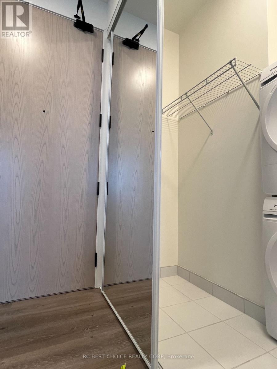 710 - 28 Interchange Way, Vaughan (Vaughan Corporate Centre), Ontario  L4K 0P8 - Photo 9 - N12755422