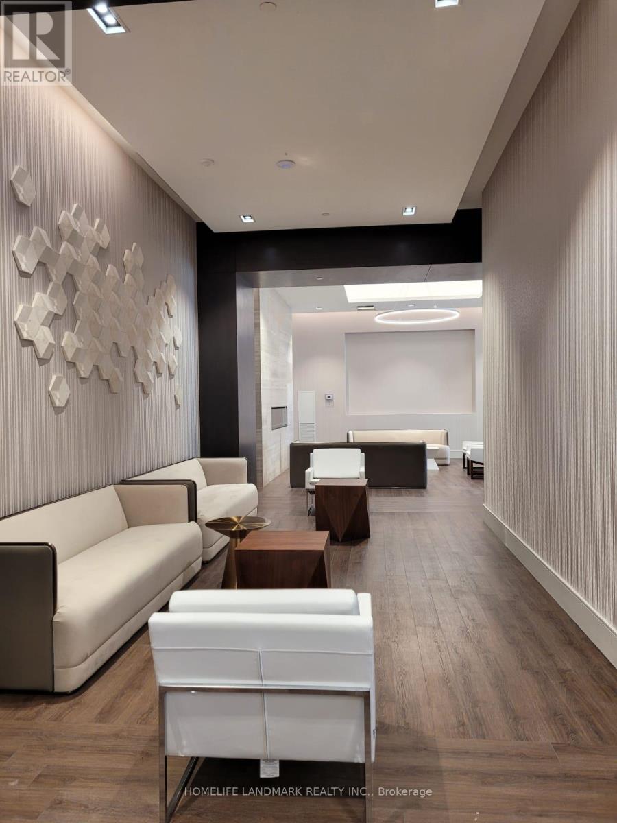 207 - 9000 Jane Street, Vaughan, Ontario  L4K 0M6 - Photo 4 - N12756426