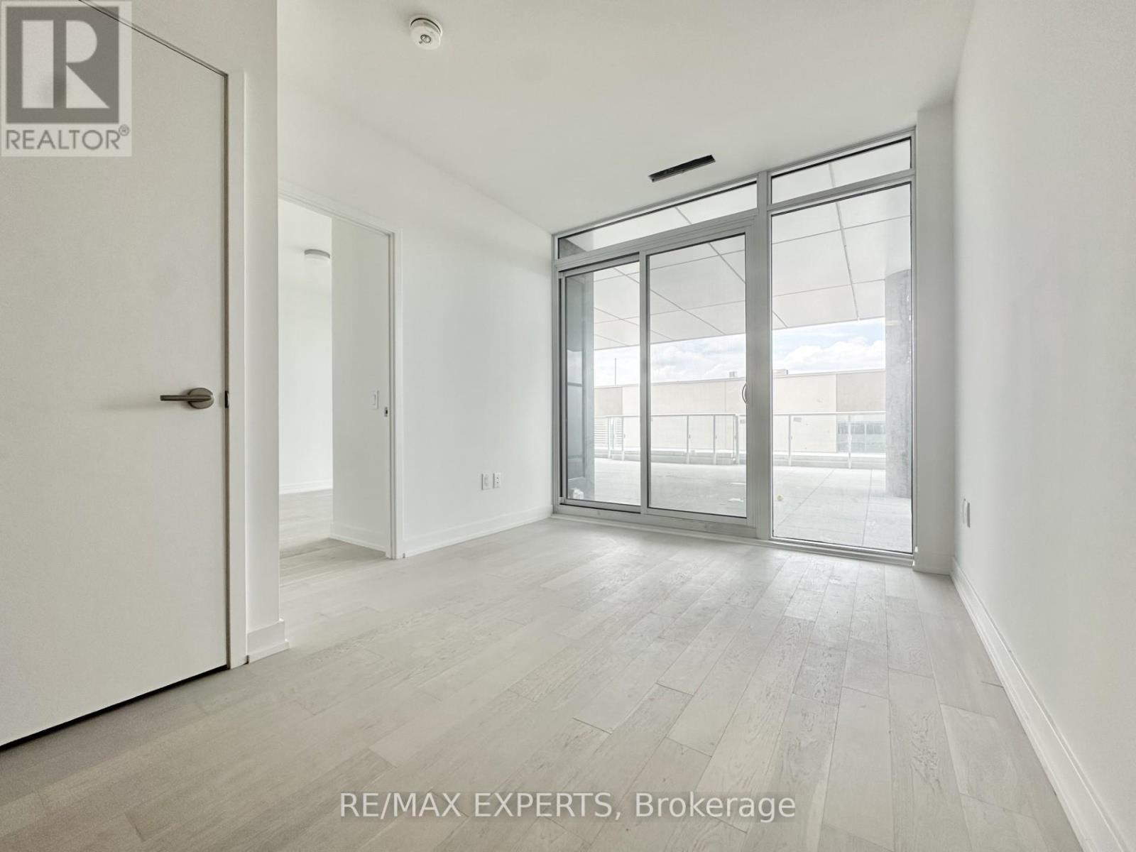 217 - 50 O'neill Road, Toronto, Ontario  M3C 0R2 - Photo 9 - C12759044