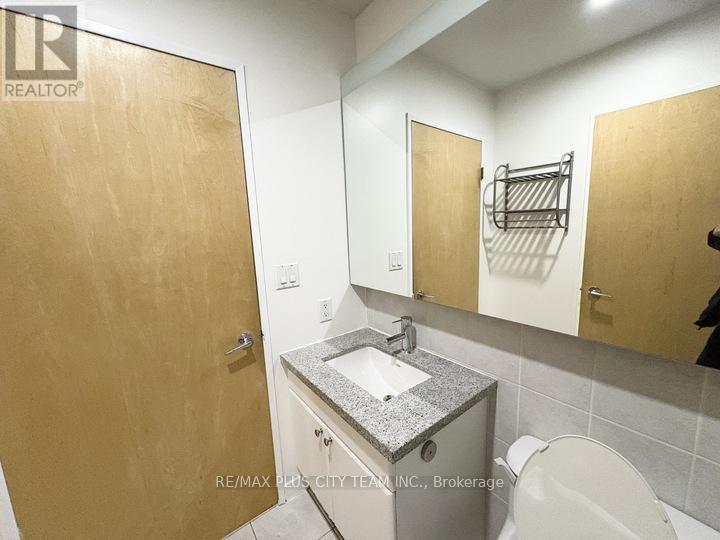 816 - 1005 King Street W, Toronto, Ontario  M6K 3M8 - Photo 18 - C12759138