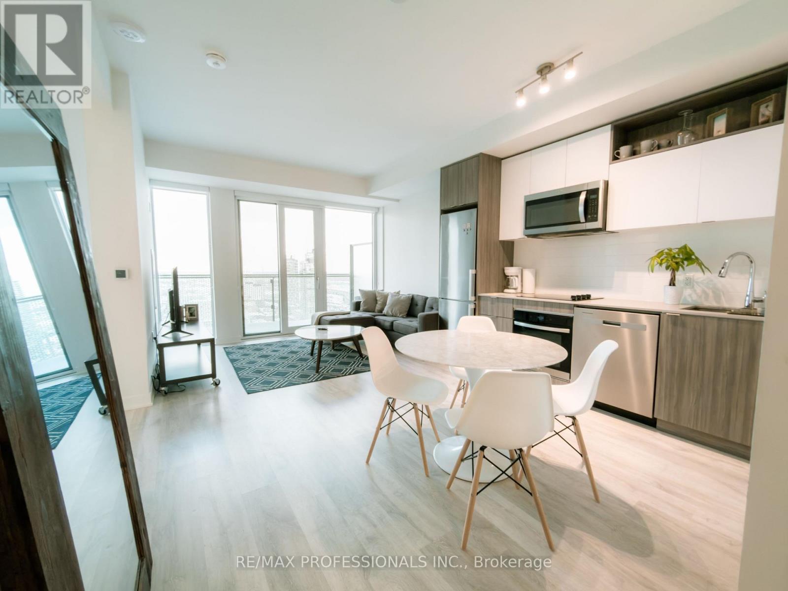 2902 - 70 Princess Street, Toronto, Ontario  M5A 0X6 - Photo 7 - C12759210