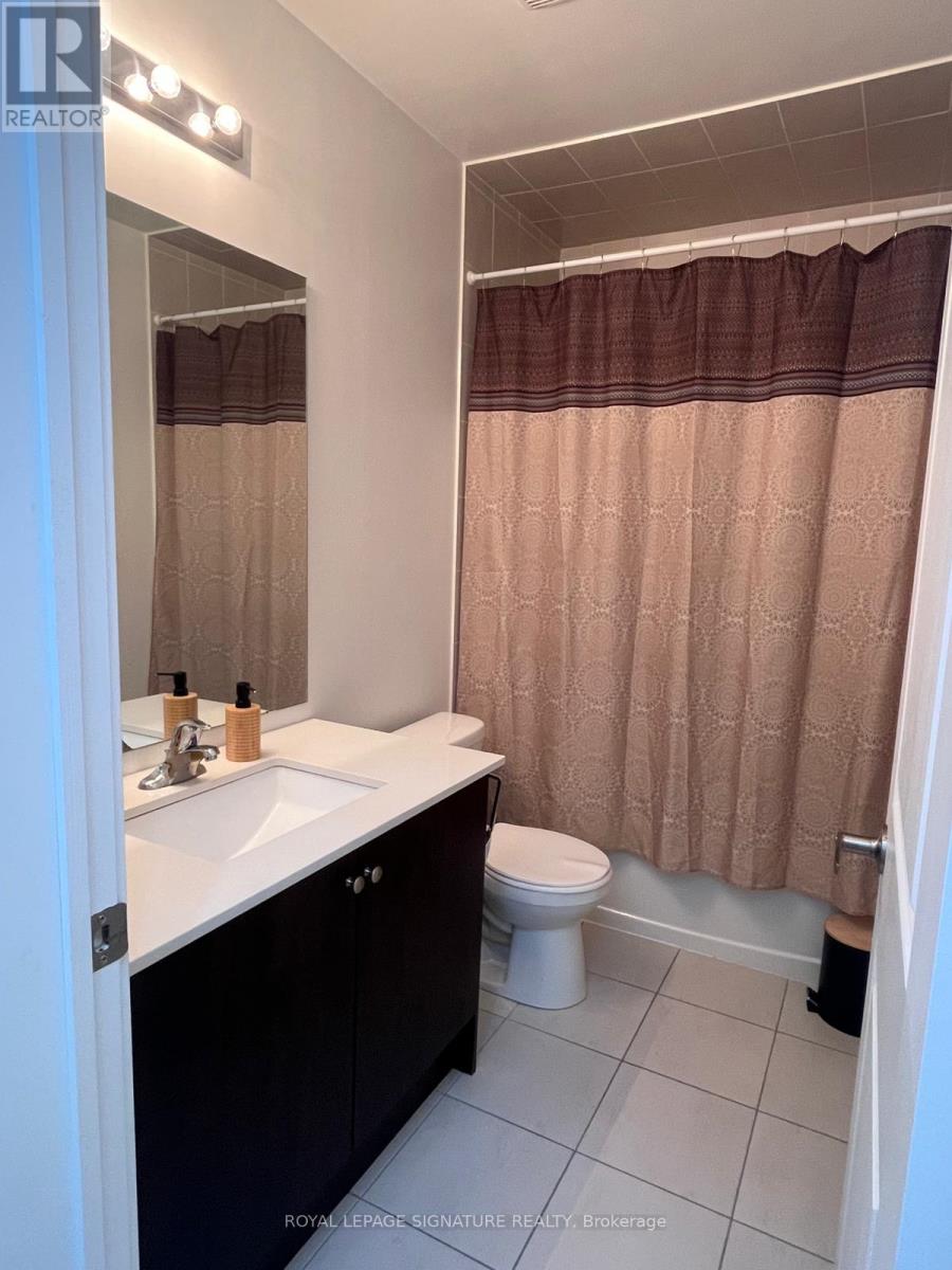 5 Antrin Street, Vaughan (Vaughan Grove), Ontario  L4L 0L6 - Photo 13 - N12757768