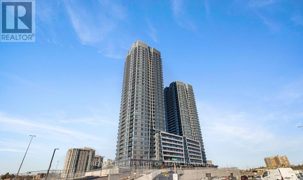 403 - 30 UPPER MALL WAY, Vaughan, Ontario