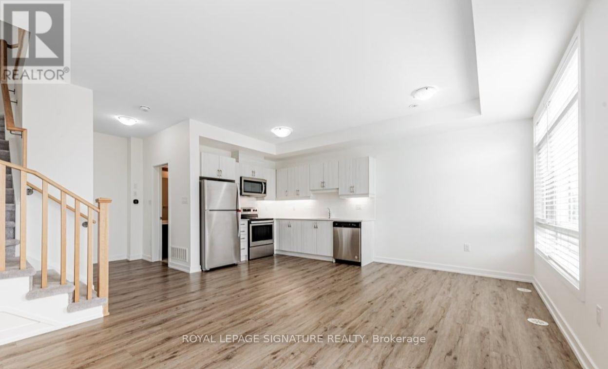 5 Antrin Street, Vaughan (Vaughan Grove), Ontario  L4L 0L6 - Photo 6 - N12757768