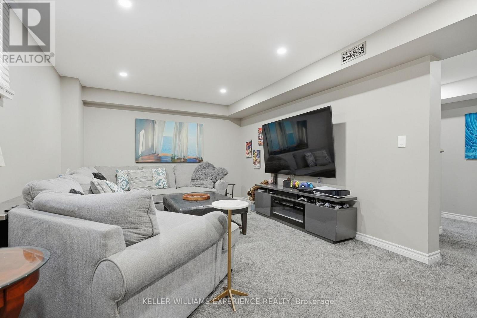 47 Mount Crescent, Essa, Ontario  L0M 1B5 - Photo 37 - N12758606