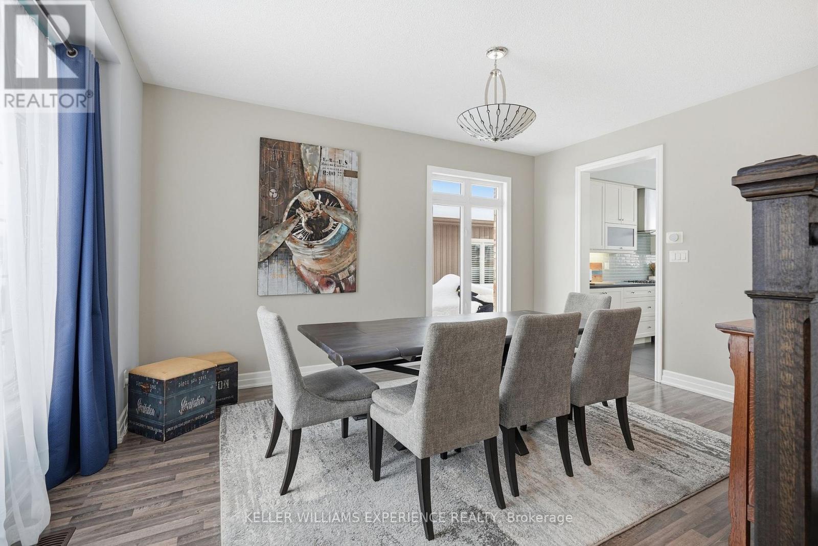 47 Mount Crescent, Essa, Ontario  L0M 1B5 - Photo 10 - N12758606