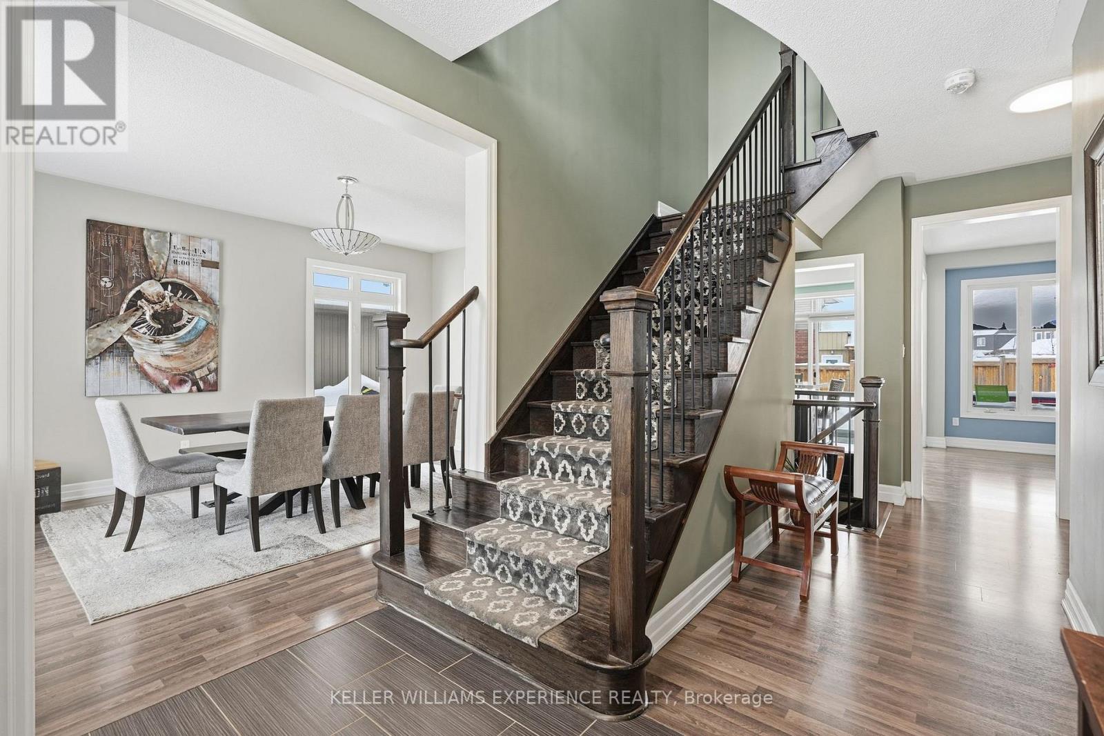 47 Mount Crescent, Essa, Ontario  L0M 1B5 - Photo 9 - N12758606