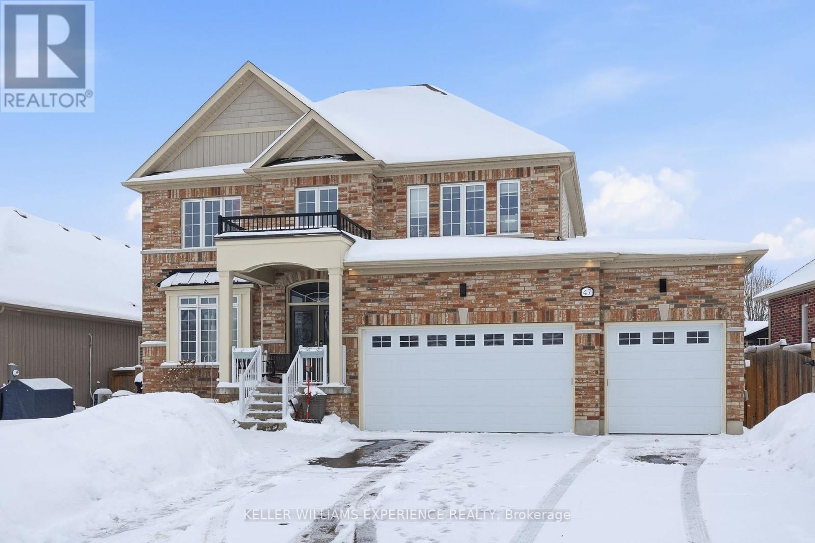 47 Mount Crescent, Essa, Ontario  L0M 1B5 - Photo 2 - N12758606