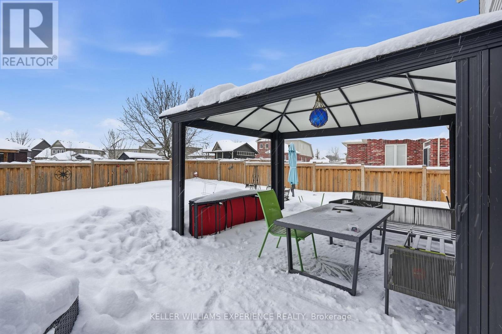 47 Mount Crescent, Essa, Ontario  L0M 1B5 - Photo 4 - N12758606