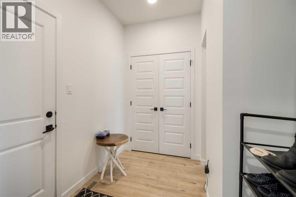 122 Greywolf Road N, Lethbridge, Alberta  T1H 7G5 - Photo 4 - A2252536