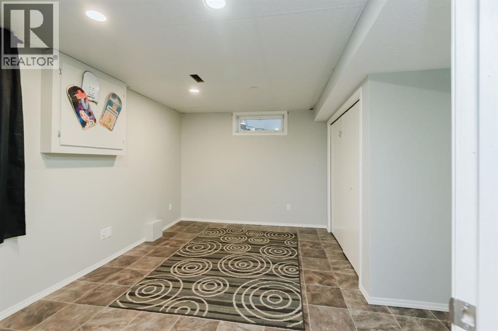 9913 85 Avenue, Grande Prairie, Alberta  T8V 0A1 - Photo 18 - A2282962