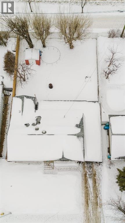 9913 85 Avenue, Grande Prairie, Alberta  T8V 0A1 - Photo 2 - A2282962